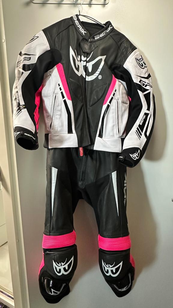 motoroveralls/ Motorpak  voor dames. Berik.  Size M., Motoren, Kleding | Motorkleding, Combipak, Dames, Tweedehands, Ophalen of Verzenden