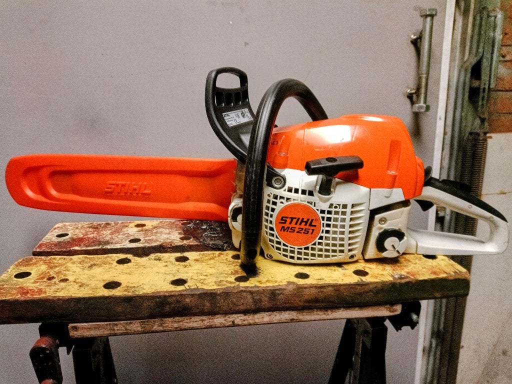 STIHL MS 251 Kettingzaag / Motorzaag 40 cm (Bj. 2018), Stihl, 70 mm of meer, Kettingzaag, Ophalen of Verzenden