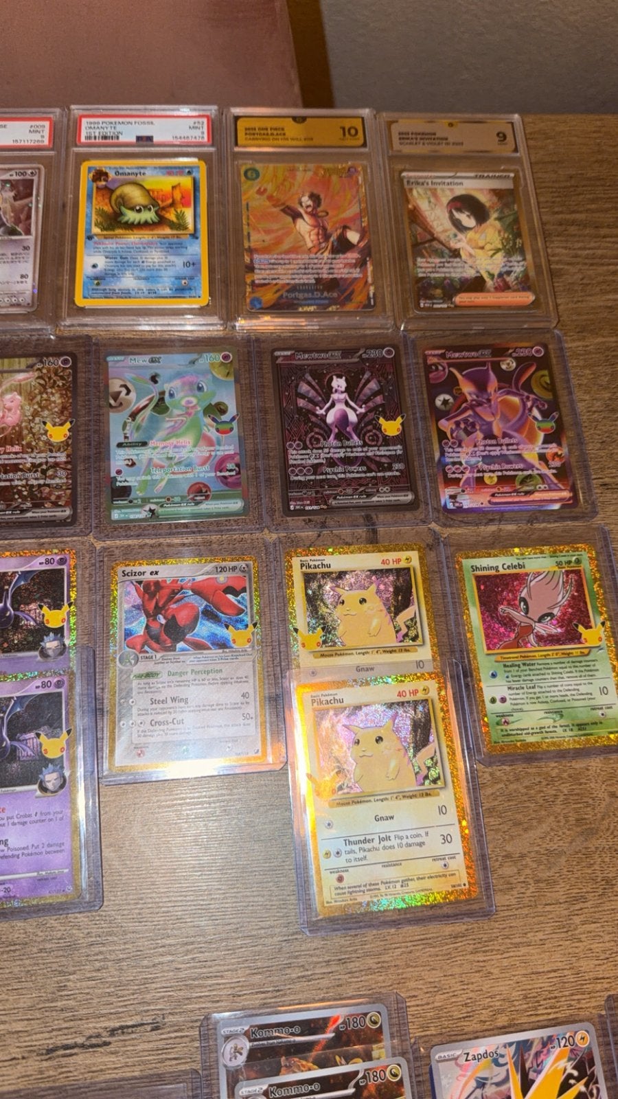 Foto 11 van Grote Pokémon collectie | 30th Celebration slabs hits + Bulk