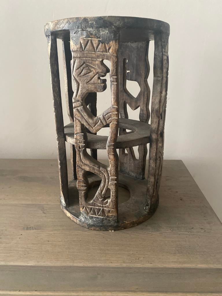 Unieke handgesneden Afrikaanse kruk, Ophalen of Verzenden