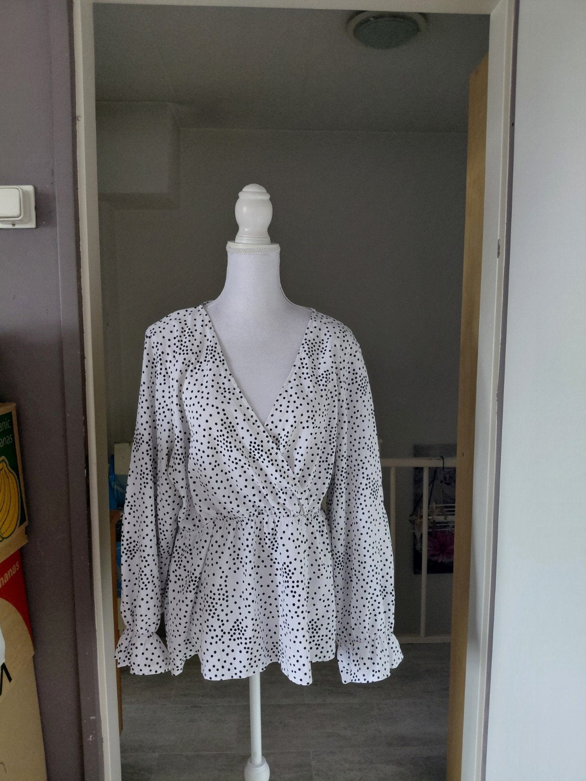 Shein Curve 2XL Witte Blouse met Zwarte Stippen, Shein Curve, Ophalen of Verzenden, Zo goed als nieuw, Wit