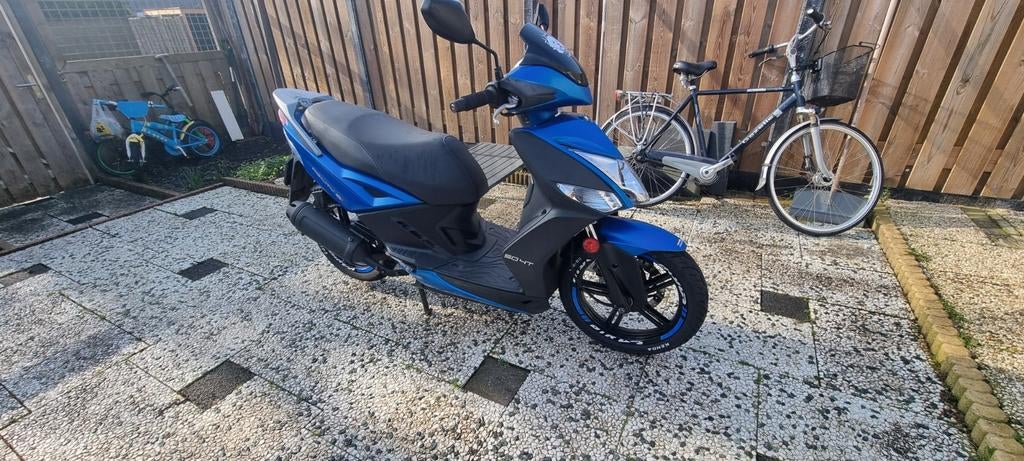 Zo goed als nieuws, Fietsen en Brommers, Scooters | Kymco, Ophalen, Overige modellen, Benzine, Maximaal 25 km/u