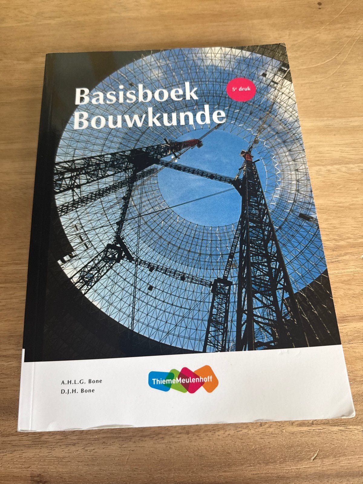 Basisboek Bouwkunde 5e druk - ThiemeMeulenhoff, Boeken, Ophalen of Verzenden, Gelezen, Overige niveaus, Overige vakken