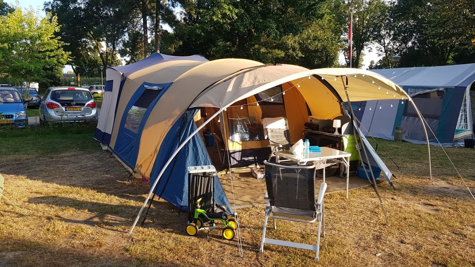 Cabanon Stratos vouwwagen met voortent en zonneluifel, Ophalen, Gebruikt