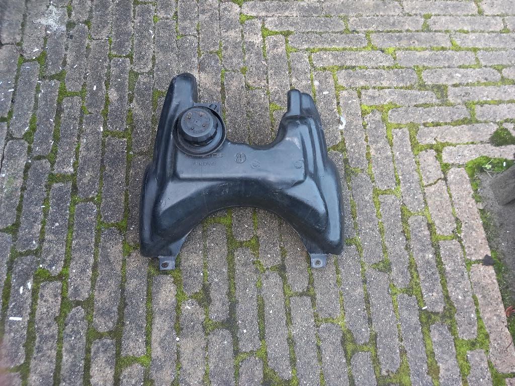 Peugeot Vivacity Benzine Tank Onderdelen, Ophalen of Verzenden, Gebruikt, Tank, Peugeot