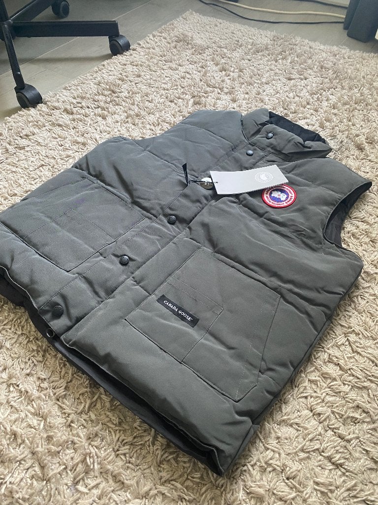 Canada Goose Bodywarmer Grijs maat XL, Kleding | Heren, Bodywarmers, Verzenden, Canada Goose, Grijs, Maat 56/58 (XL)