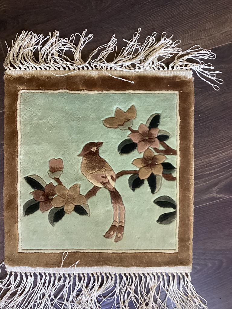 Handgeknoopt miniatuurtapijt van 100% echte zijde 34 x 31 cm, Ophalen, Minder dan 50 cm, Gebruikt, Minder dan 50 cm
