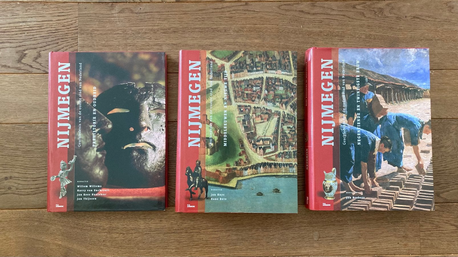 Boeken Nijmegen geschiedenis v/d oudste stad van NL 3 delen, Ophalen of Verzenden, Zo goed als nieuw