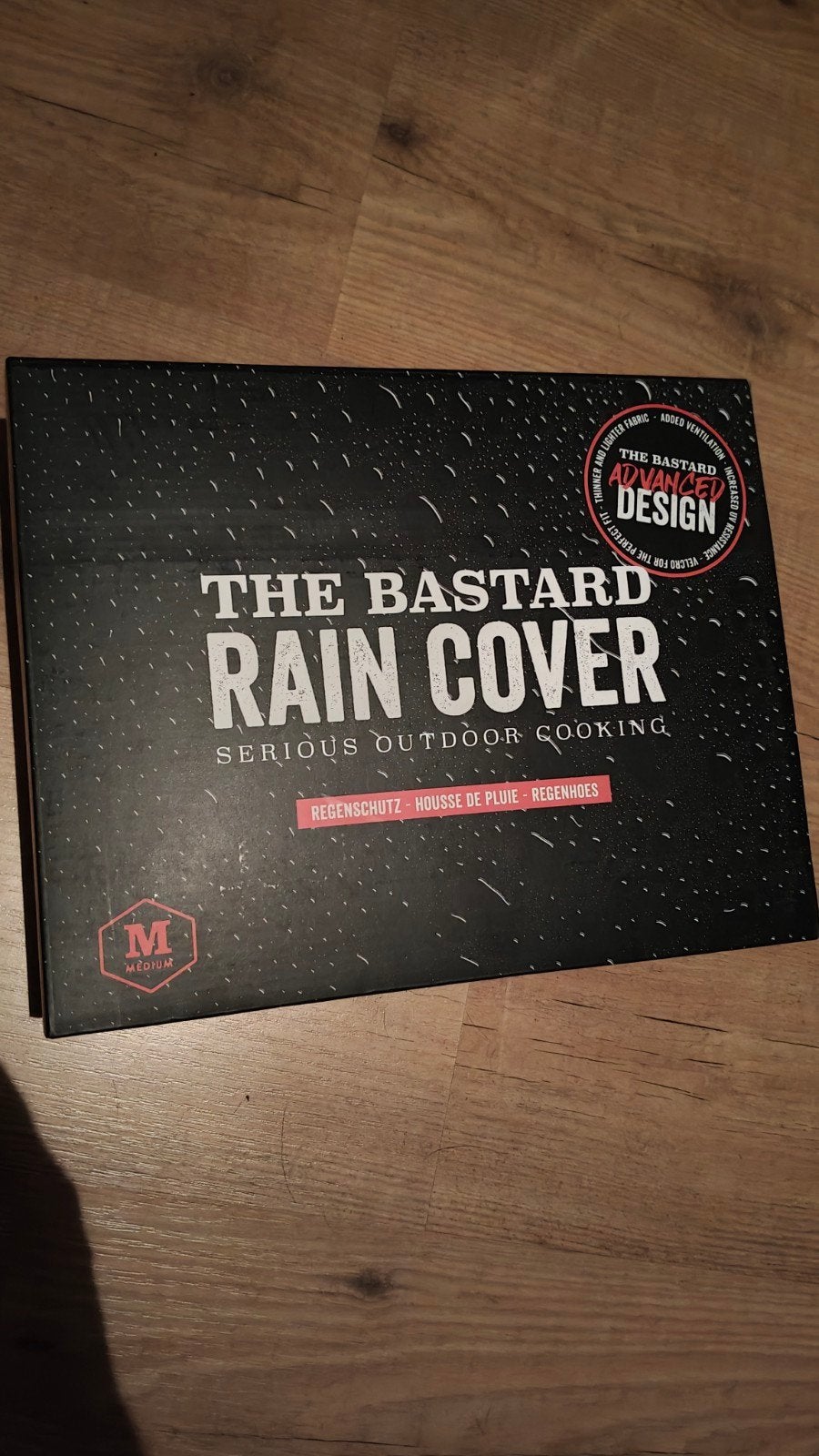 The Bastard medium regenhoes, Tuin en Terras, Barbecue-accessoires, Ophalen of Verzenden, Nieuw, The bastard
