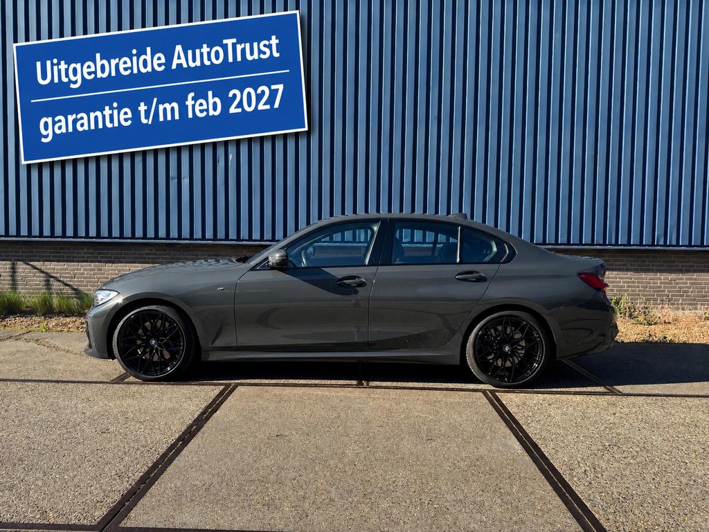 VOLLE BMW 330i met * 9 maanden garantie*, Automaat, 1998 cc, 1800 kg, Zwart