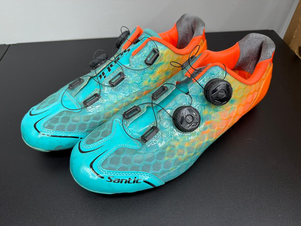 Santic Fietsschoenen - Maat 45 - Zo goed als nieuw, Ophalen of Verzenden, Zo goed als nieuw, Kleding