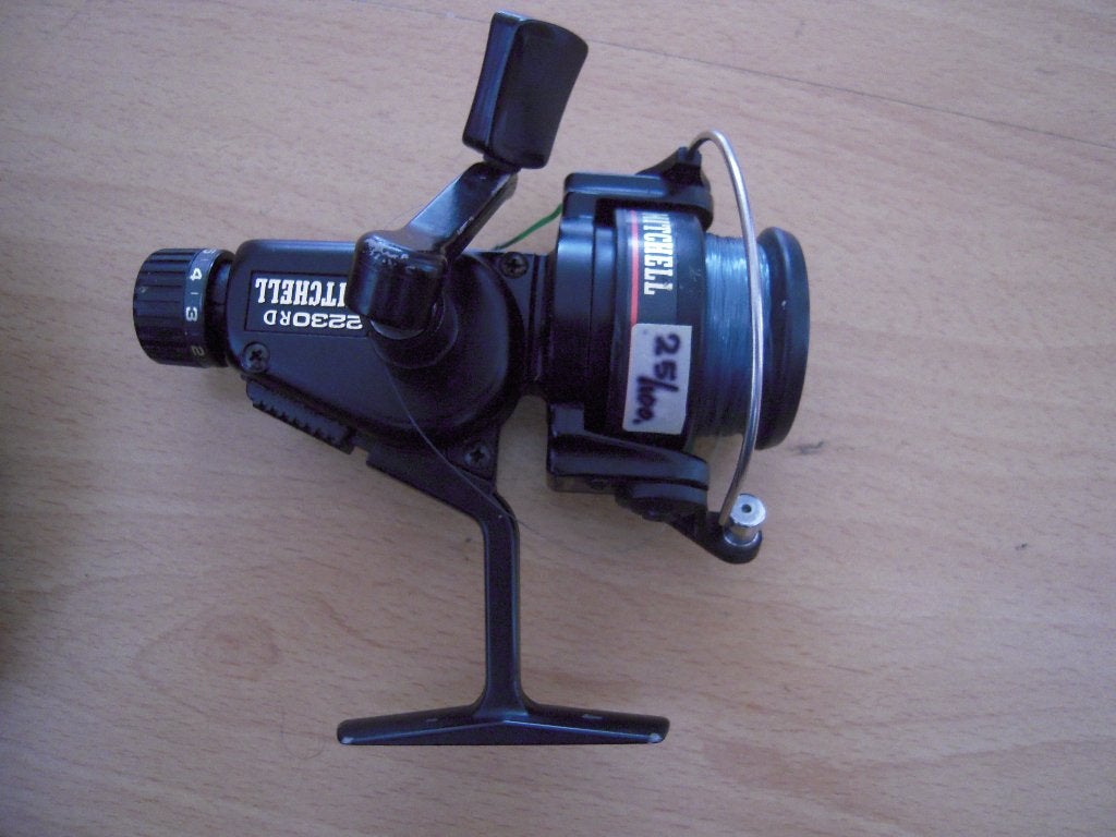 Mitchell Reel 2233ORED, Ophalen of Verzenden, Zo goed als nieuw, Molen