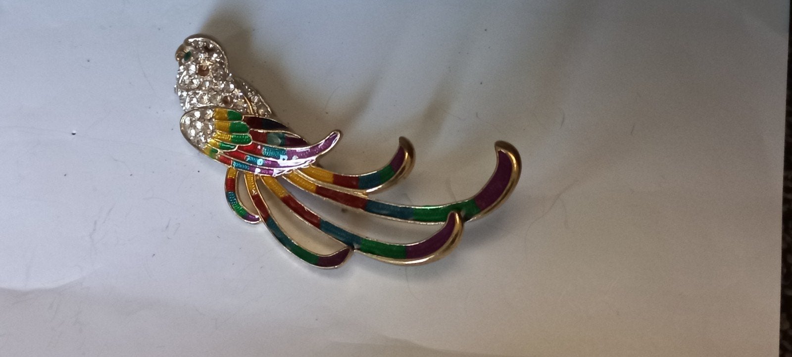 Kleurrijke vogel broche met strass - 8 cm, Overige materialen, Gebruikt, Overige kleuren, Ophalen of Verzenden