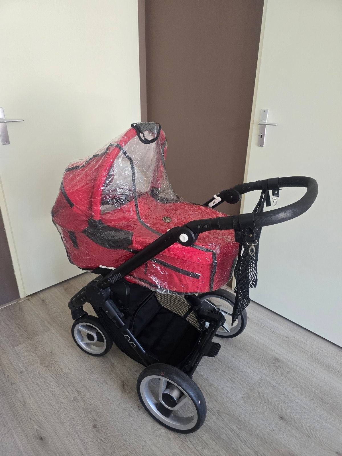 Mutsy Evo Combiwagen met Reiswieg en Autostoeltje, Kinderen en Baby's, Kinderwagens en Combinaties, Ophalen, Gebruikt, Mutsy, Met reiswieg