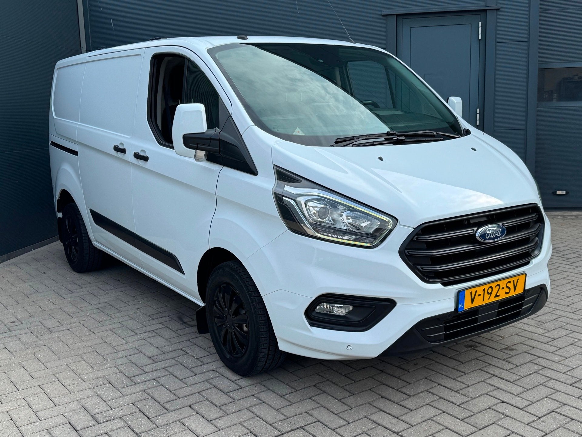Ford Transit Custom 280 2.0 TDCI Carplay / Led / Pdc, Auto's, Voorwielaandrijving, Euro 6, 4 cilinders, Wit