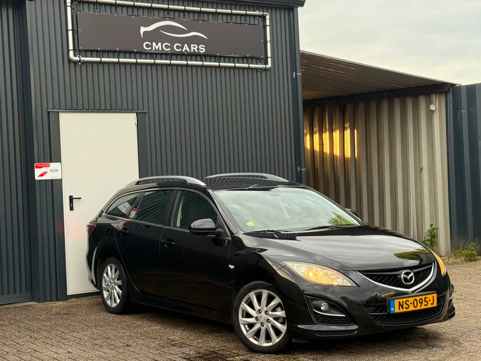 Mazda 6 Sportbreak 1.8 Business ZWART//PDC//RIJDT&SCHAKELT N, Auto's, Voorwielaandrijving, Gebruikt, 4 cilinders, 6 sportbreak