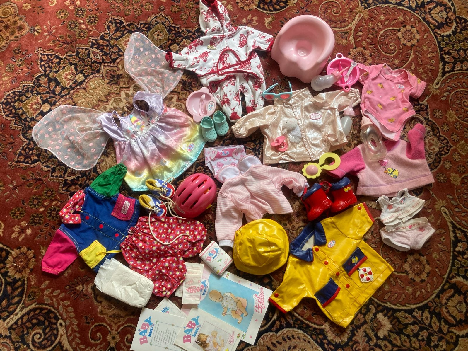 Grote set Baby Born kleding en accessoires, Ophalen of Verzenden, Gebruikt, Babypop