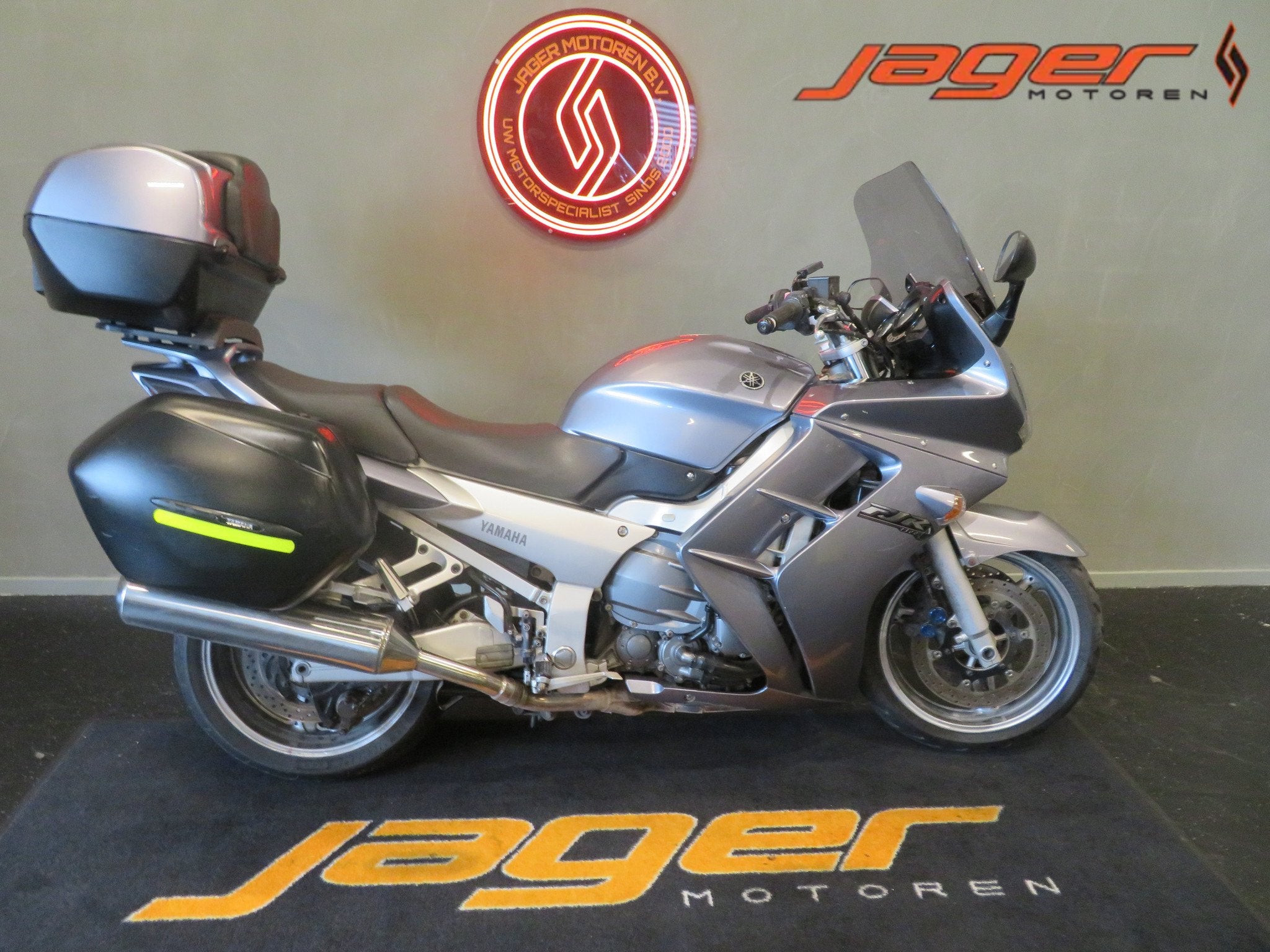 Yamaha FJR 1300 MOOIE TOERMOTOR! (bj 2004), Motoren, Toermotor, Gebruikt, Bedrijf