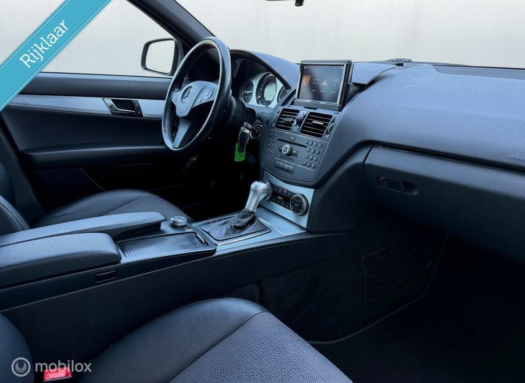 Mercedes C-klasse C200 Avantgarde Aut AMG Carplay Cruise Apk, Auto's, Mercedes-Benz, Achterwielaandrijving, Parkeersensor, 4 cilinders