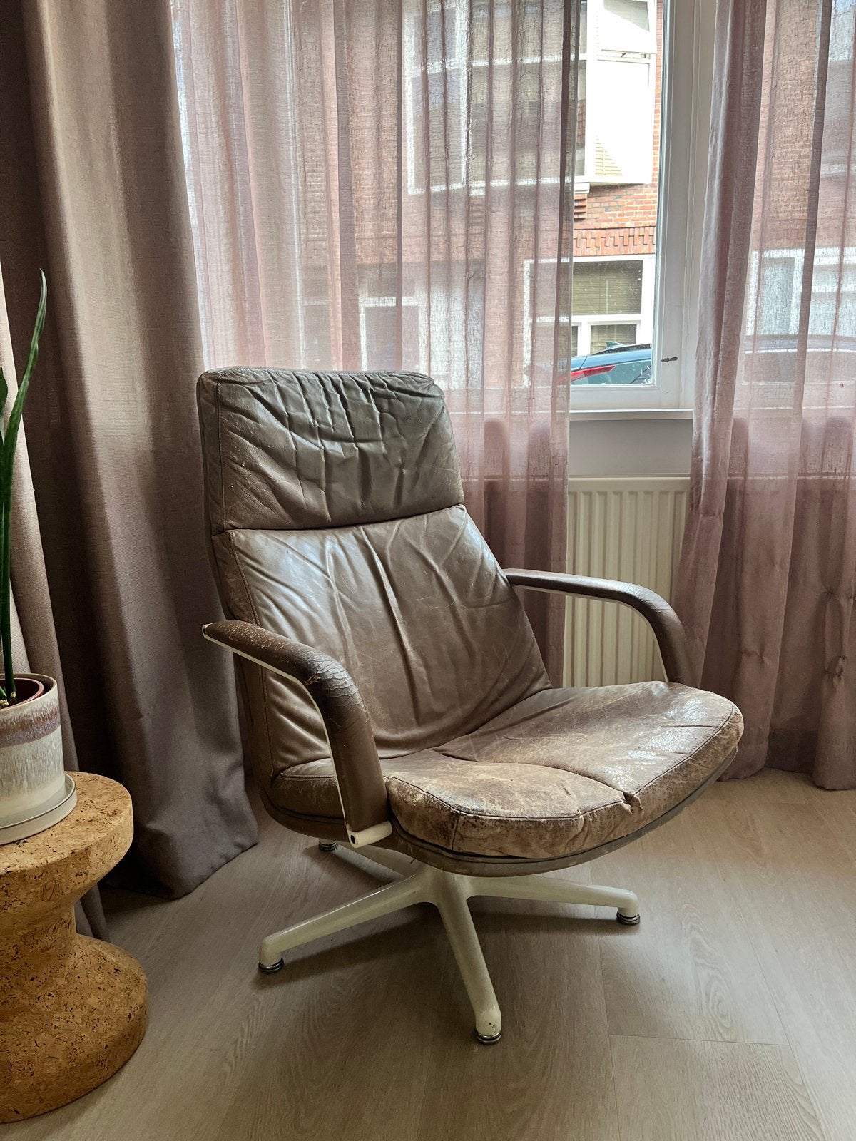 Artifort F154 fauteuil - Vintage design stoel, Huis en Inrichting, Stoelen, Ophalen, Gebruikt, Bruin, Leer