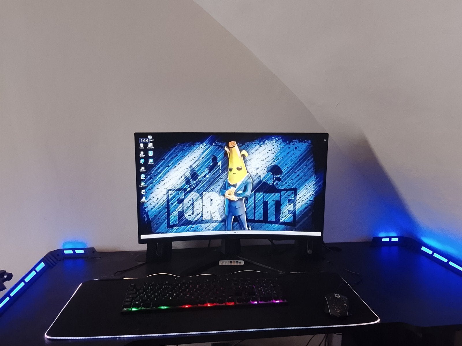 Game pc setup compleet plus bureau en stoel, Ophalen of Verzenden