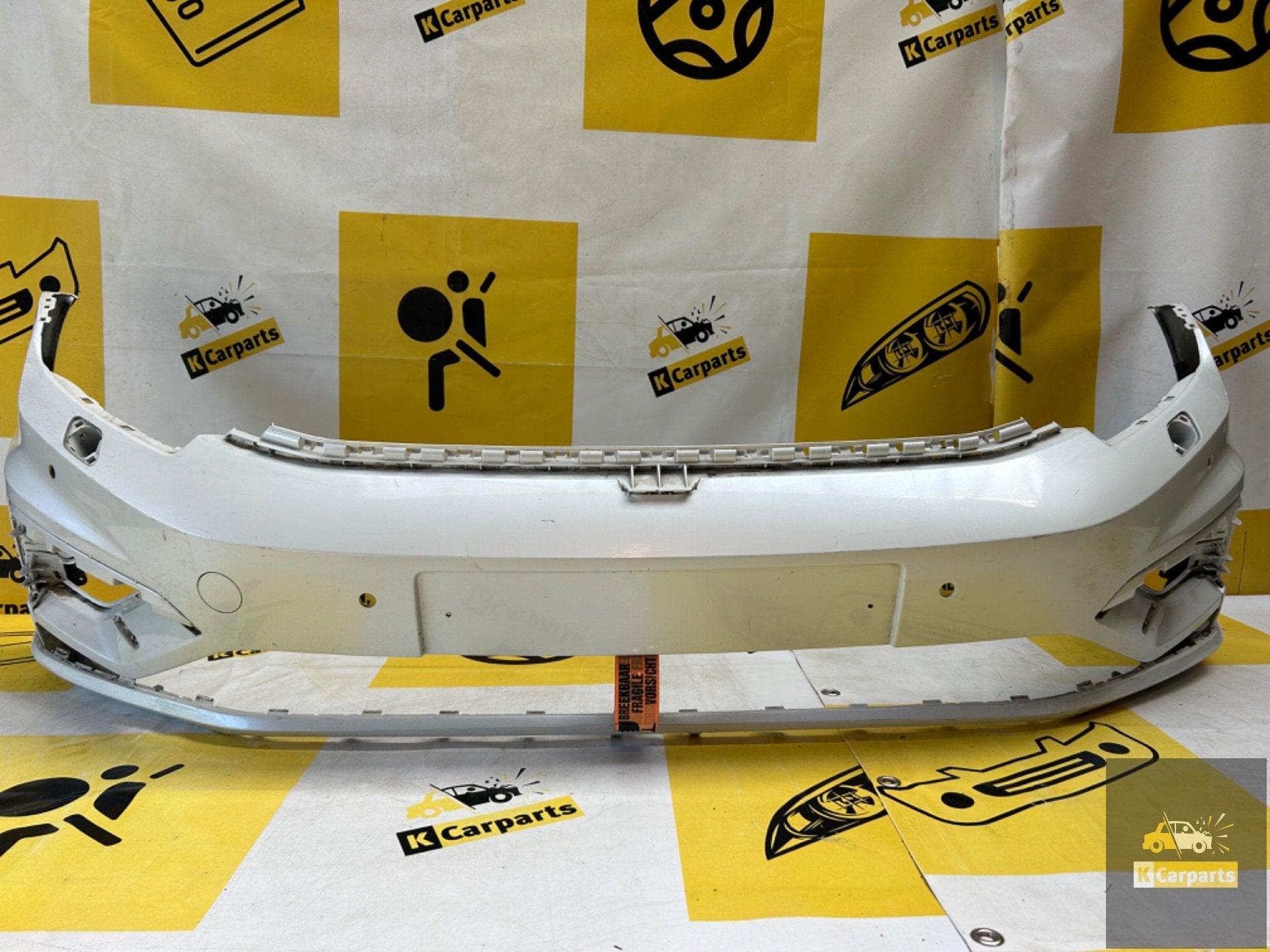 Voorbumper VW Touran 5TA R-line 4xPDC KLS 5TA807221M