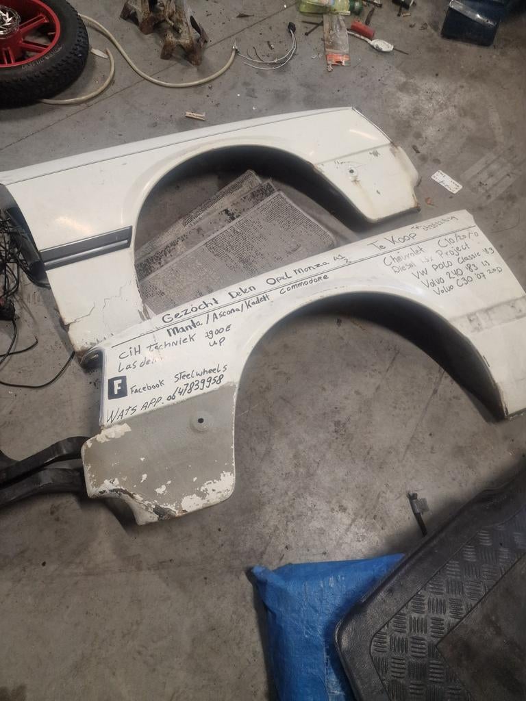 Te koop 2x spadbord opel senator commodore monza, Ophalen of Verzenden, Voor, Opel, Spatbord