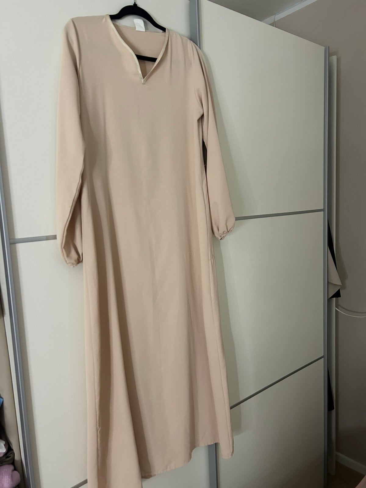 Abaya, Verzenden, Beige, Maat 36 (S), Gedragen
