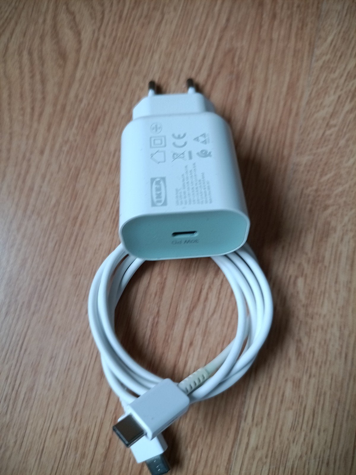 IKEA USB-C Snellader 30W met kabel, Universeel, USB-C, IKEA, Ophalen of Verzenden