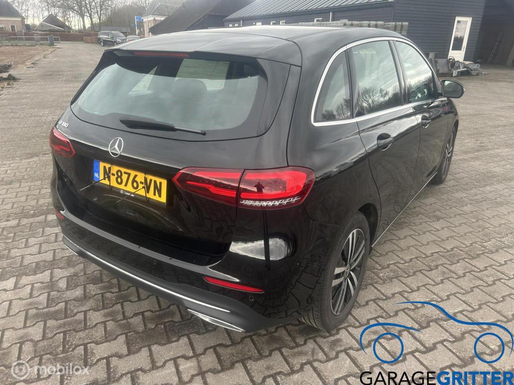 Mercedes B-klasse 180 Business Solution Luxury, Auto's, 136 pk, Gebruikt, 4 cilinders, 700 kg