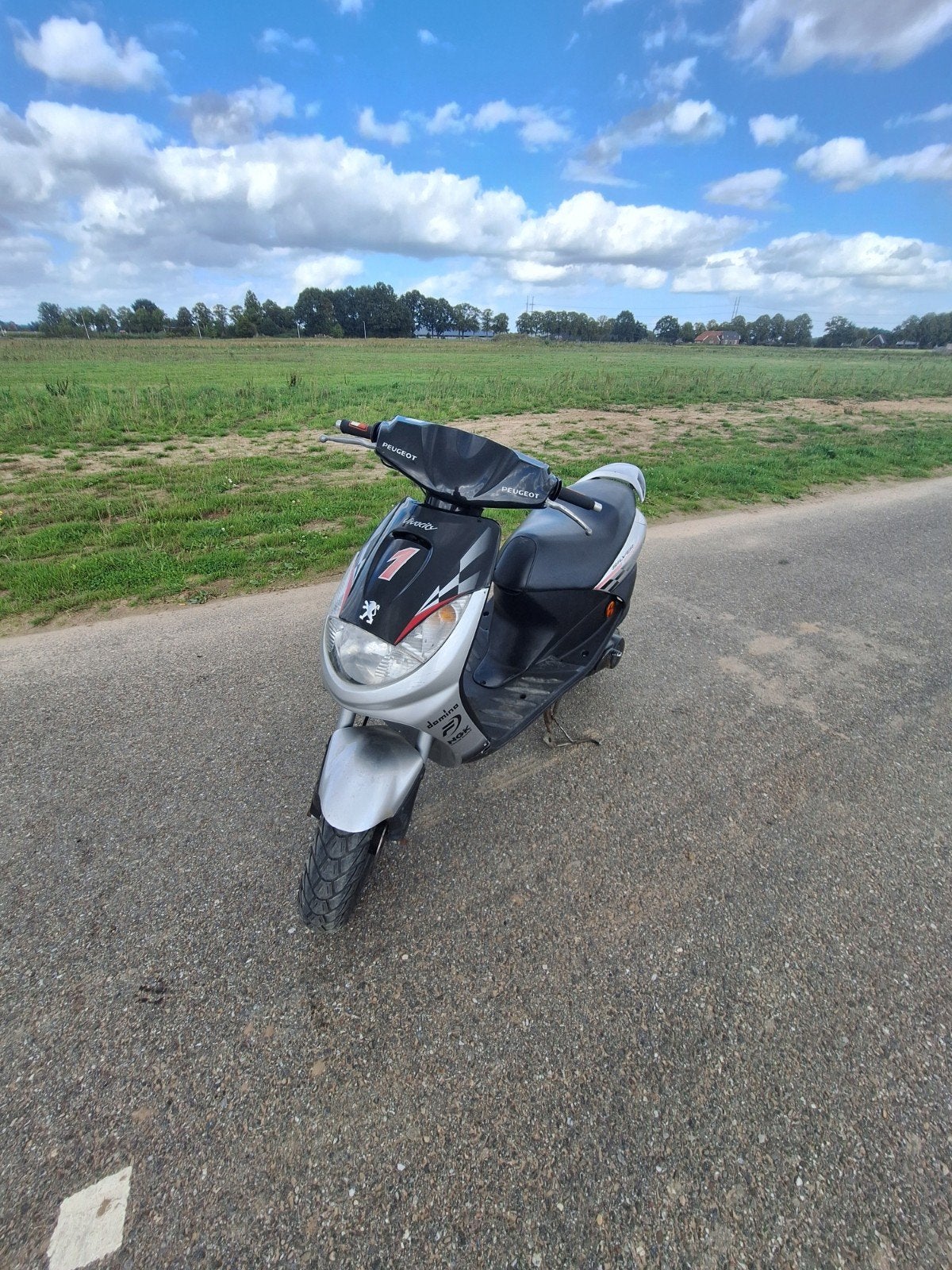 Mooie peugeot vivacity tekoop/teruil 70cc, Fietsen en Brommers, Ophalen, Overige modellen, 70 cc, Zo goed als nieuw