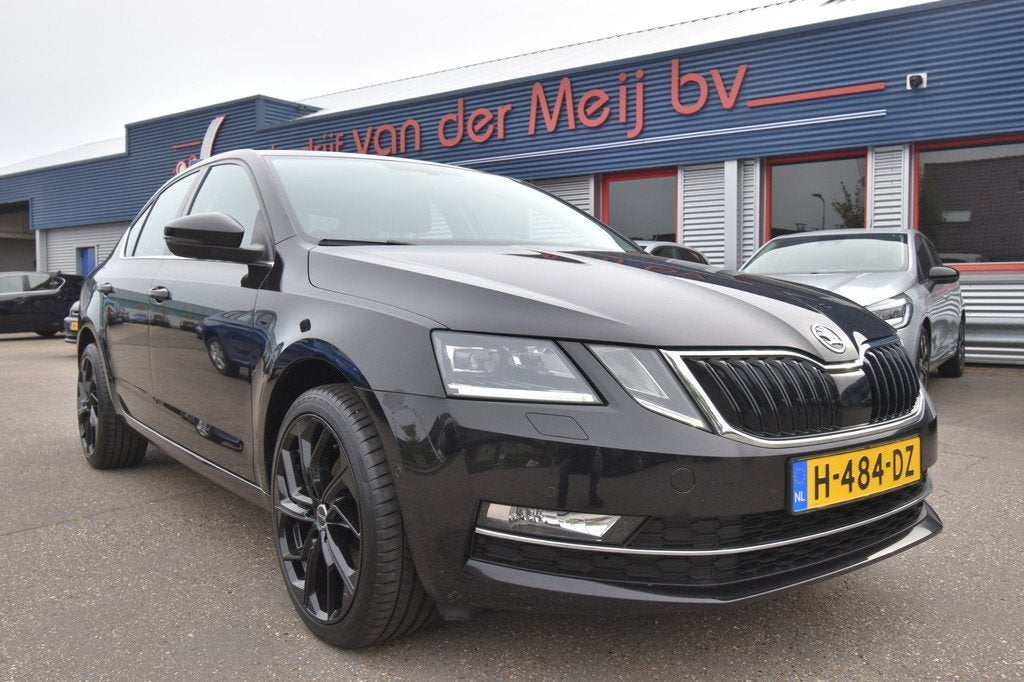 Skoda Octavia 1.0 TSI Greentech Business Edition ,TREKHAAK ,, Auto's, Stof, Origineel Nederlands, Bedrijf, Handgeschakeld