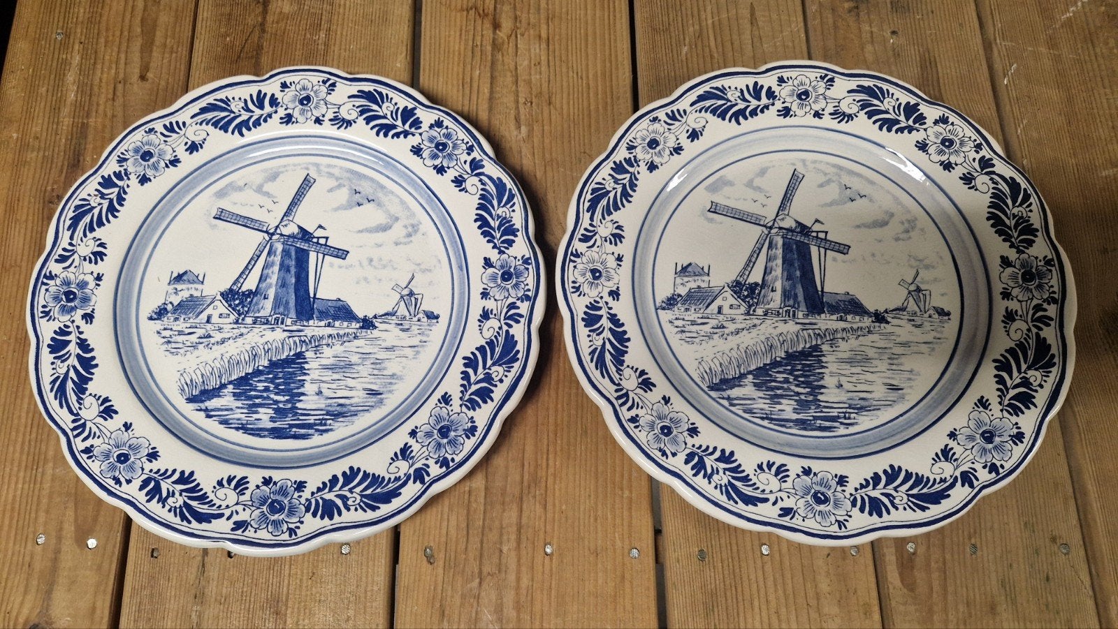 Elesva Delfts  blauw aardewerk borden. Hand painted, Antiek en Kunst, Antiek | Keramiek en Aardewerk, Ophalen of Verzenden
