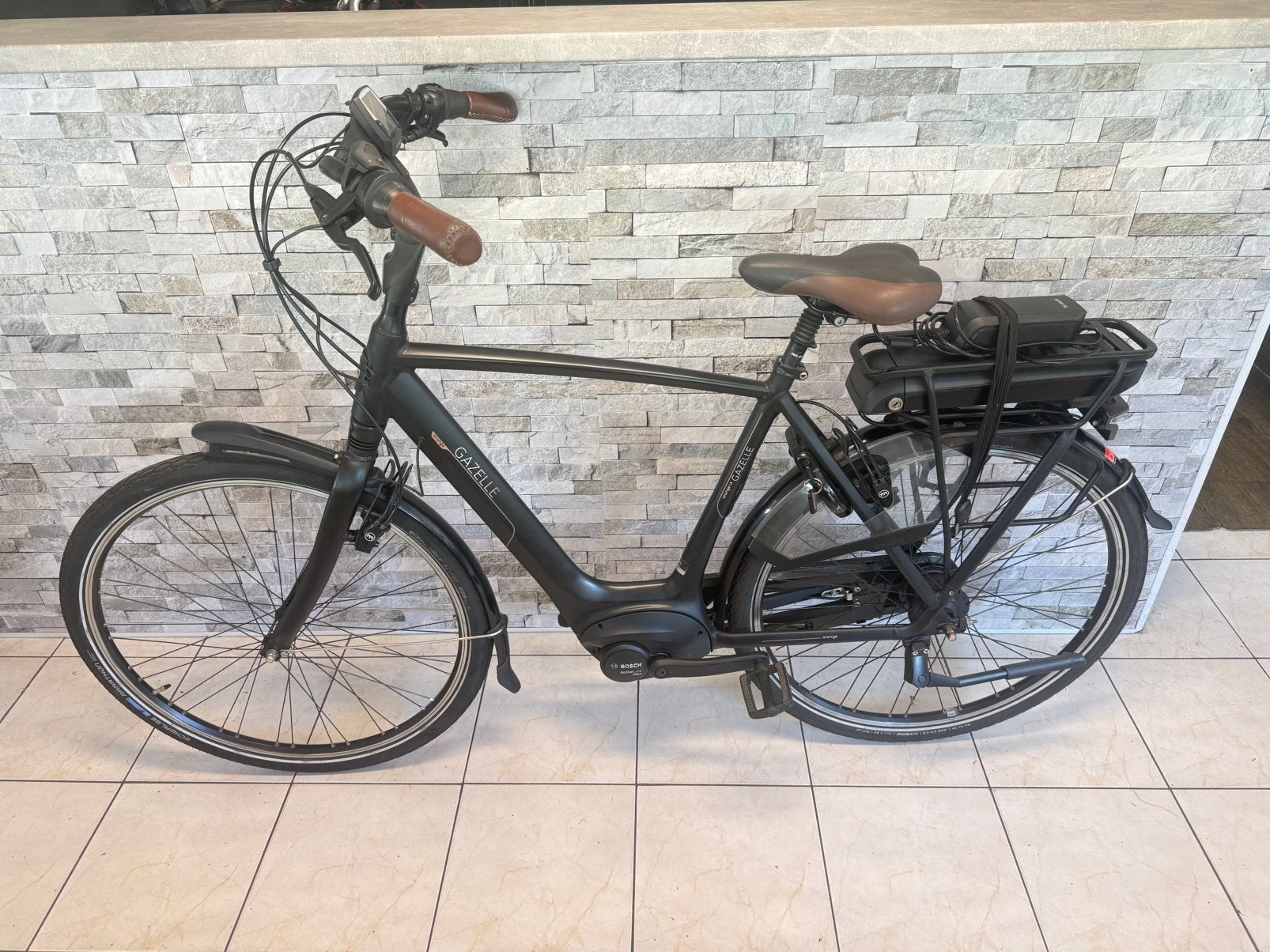 E-Bike Gazelle Orange C8. TOTAAL 2800km.  Active Line Plus