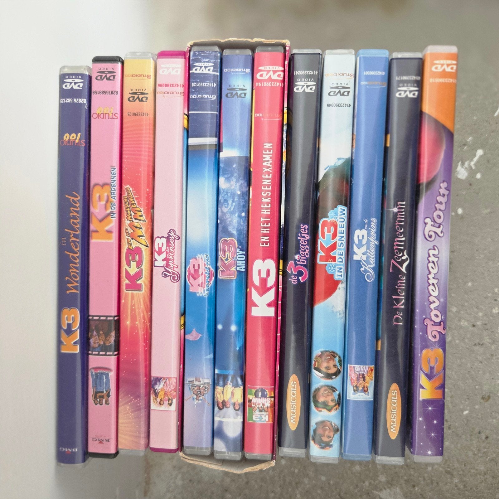Grote collectie K3 DVD's - Diverse films en shows, Gebruikt, Alle leeftijden, Familie, Box/collectie