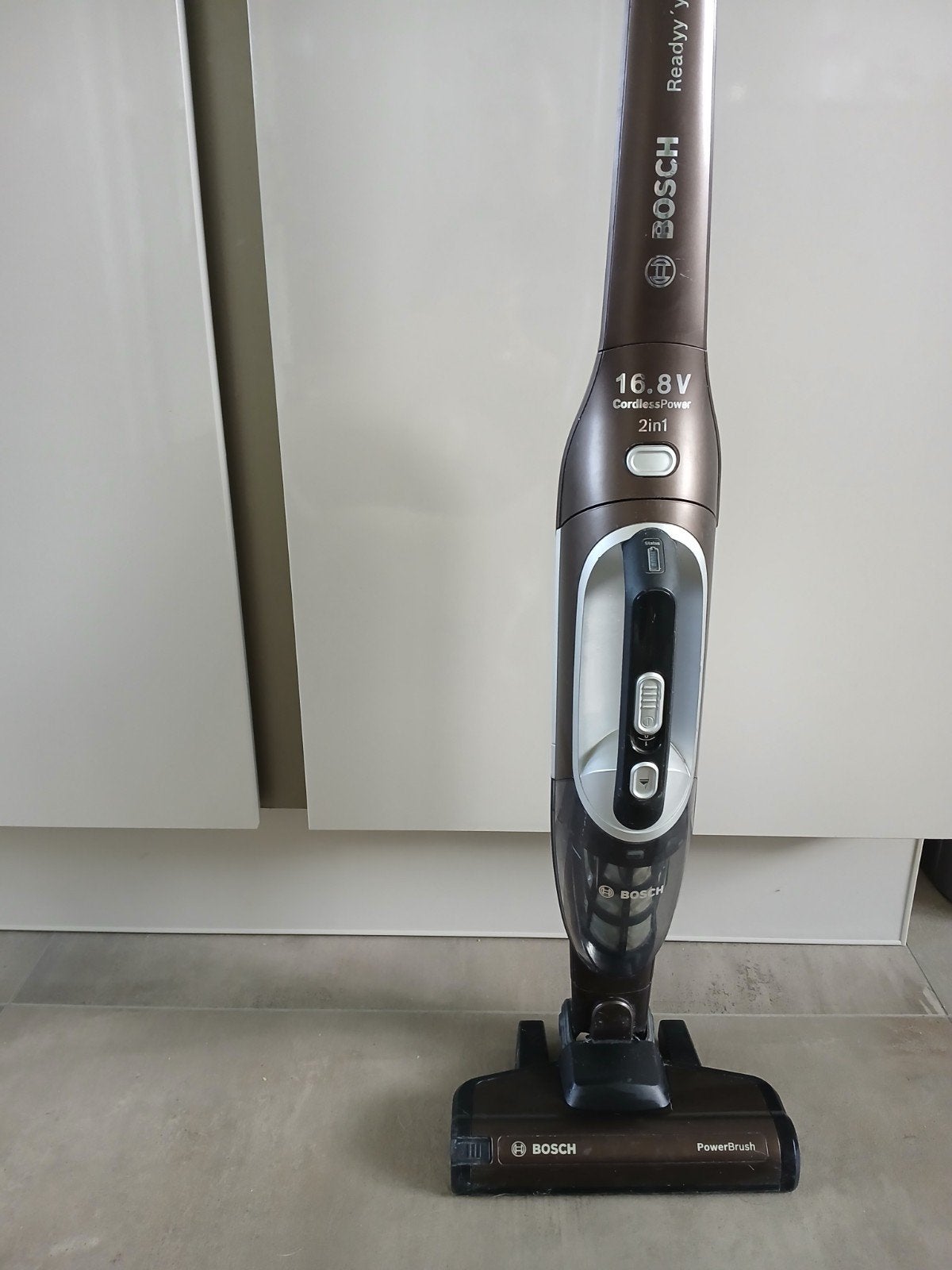Bosch ready steelstofzuiger 16.8V, Ophalen