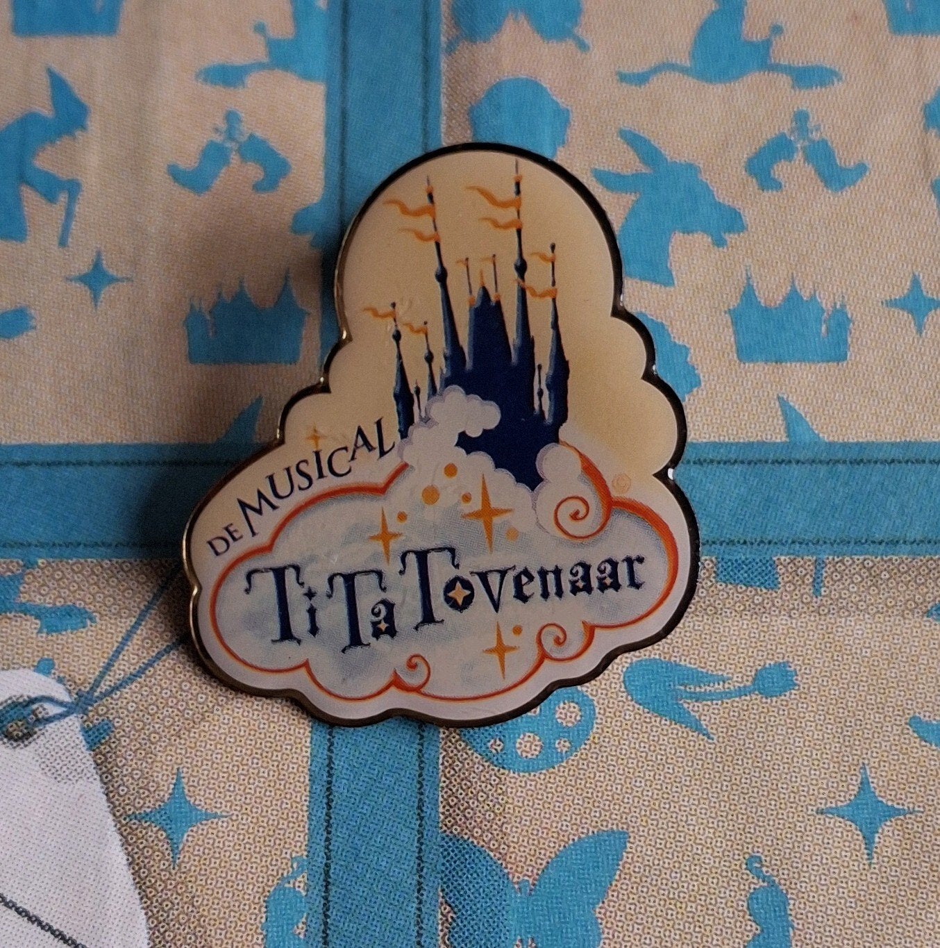 Tita Tovenaar pin EPP 56, Ophalen, Nieuw, Button of Speldje