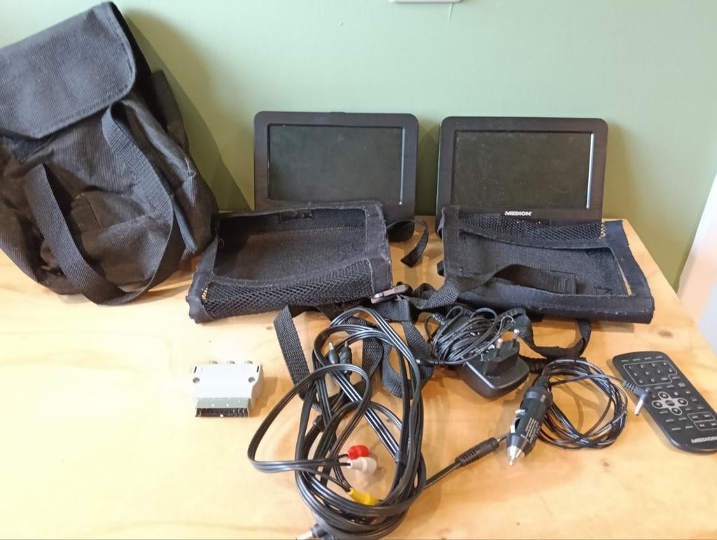 Medion Draagbare DVD Spelers Set met Accessoires, Ophalen of Verzenden