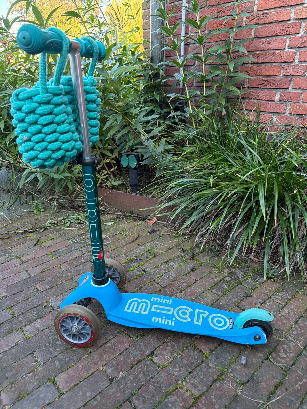 Micro Mini Step - Blauw/groenig met Mandje, Fietsen en Brommers, Ophalen, Gebruikt, Gewone step