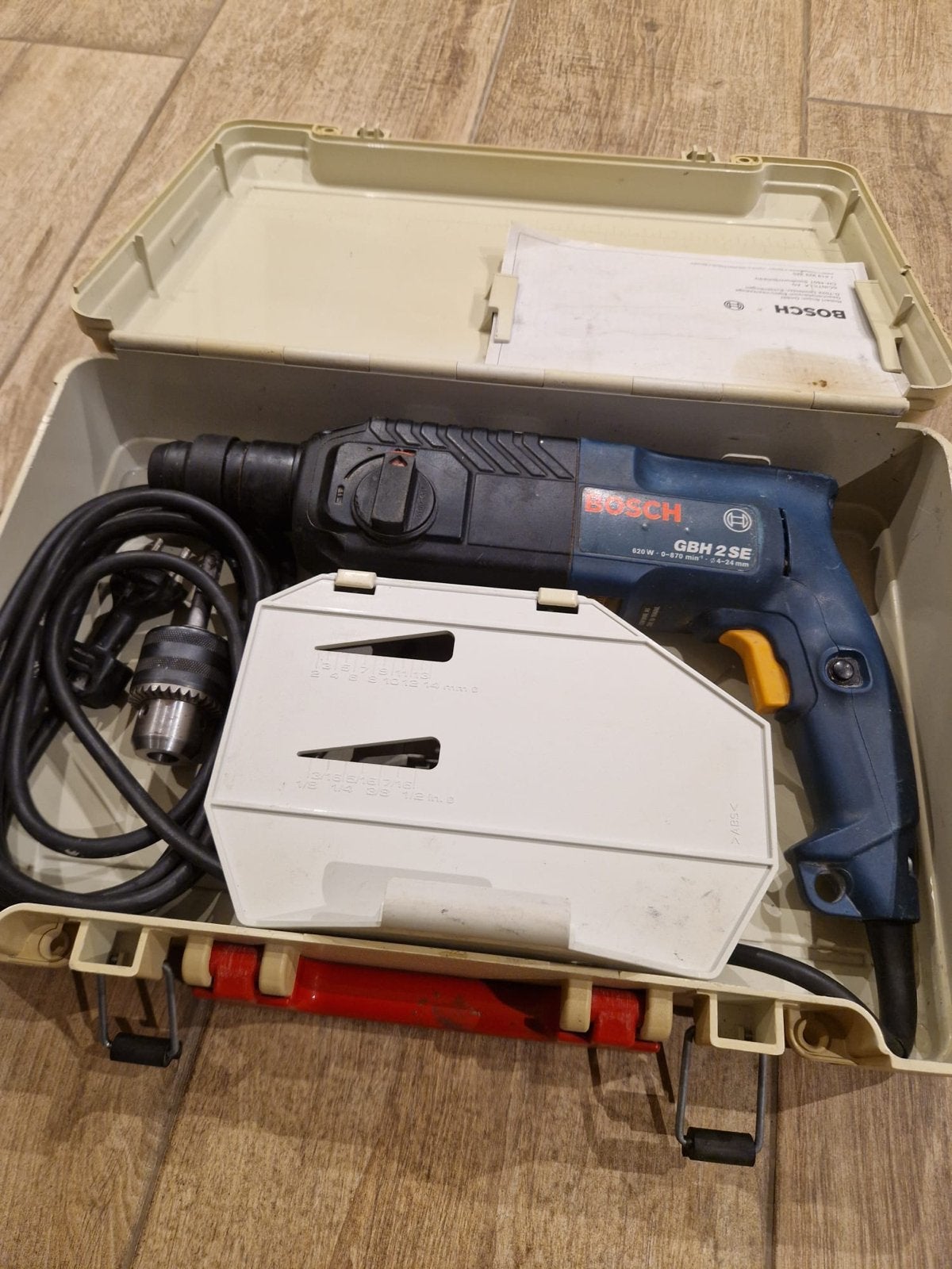 Bosch GBH 2 SE Boorhamer met SDS-plus, Ophalen of Verzenden, Zo goed als nieuw, 600 watt of meer, Boor- en/of Breekhamer