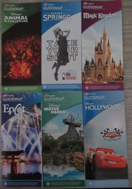 Park plattegrond/guidemap walt disney world orlando aug 2019, Verzamelen, Disney, Ophalen of Verzenden, Overige figuren, Nieuw