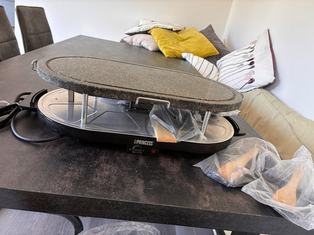 Princess Raclette Grill met Steenplaat  l, Ophalen, Gebruikt, 8 personen of meer