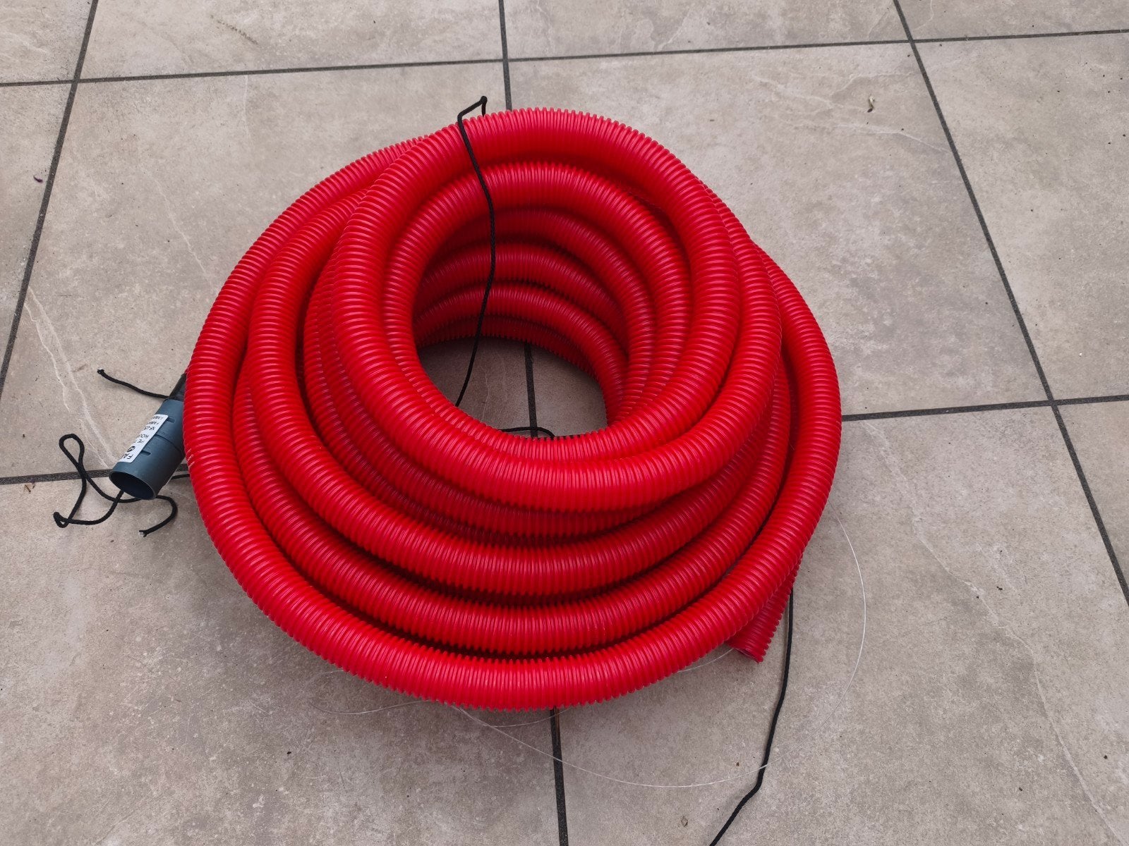 Martens Rode Flexibele Mantelbuis, 40mm lengte 22m, Doe-het-zelf en Verbouw, Ophalen, Nieuw, Kabel of Snoer