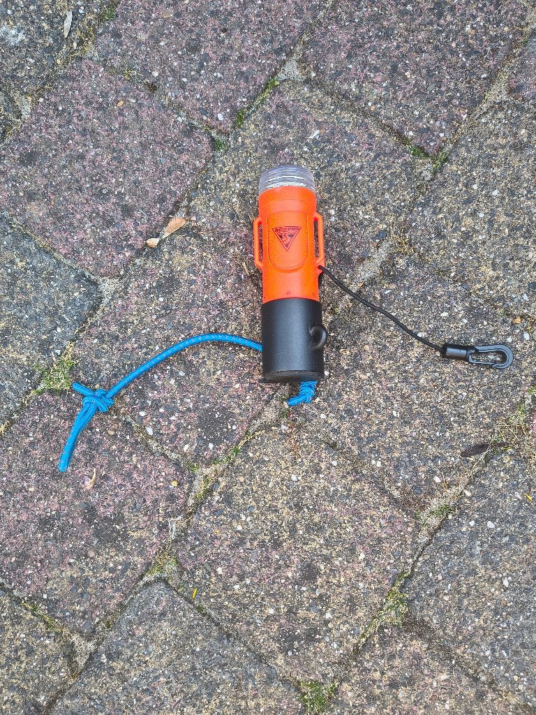 Kayak Toplicht "Wit", Watersport en Boten, Ophalen, Nieuw, 1-persoons