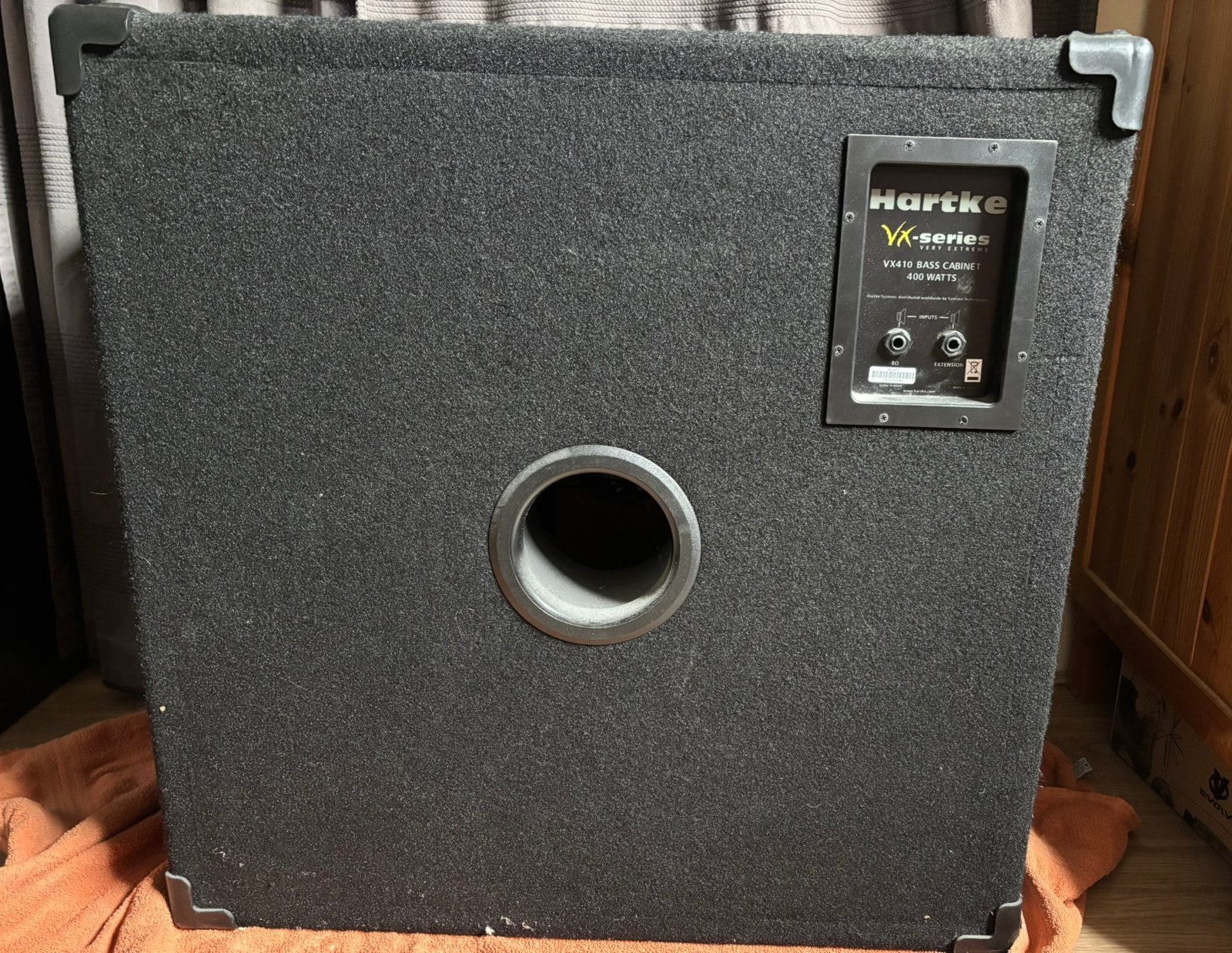 Hartke vx 410, Ophalen, Zo goed als nieuw, 100 watt of meer