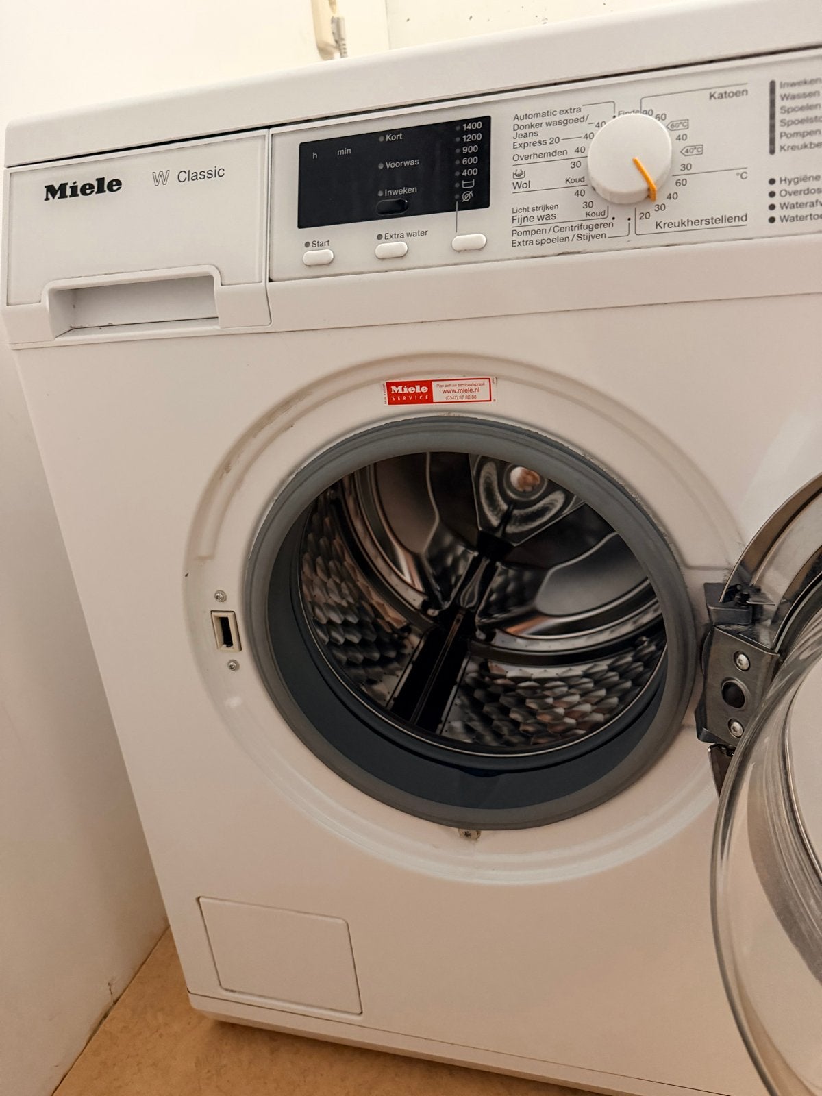 Foto 3 van Miele W Classic Wasmachine - Goede staat