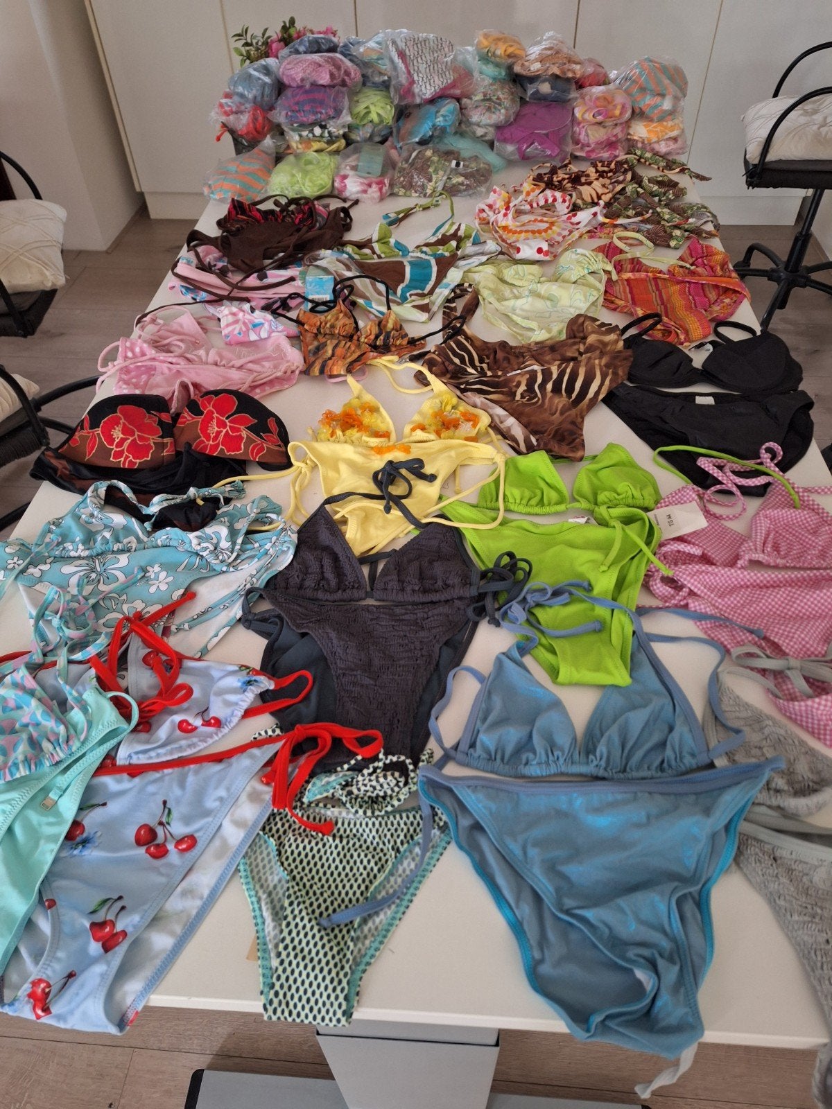 Grote partij nieuwe bikini's  - Div. maten en stijlen, Kleding | Dames, Badmode en Zwemkleding, Ophalen of Verzenden, Nieuw, Overige kleuren