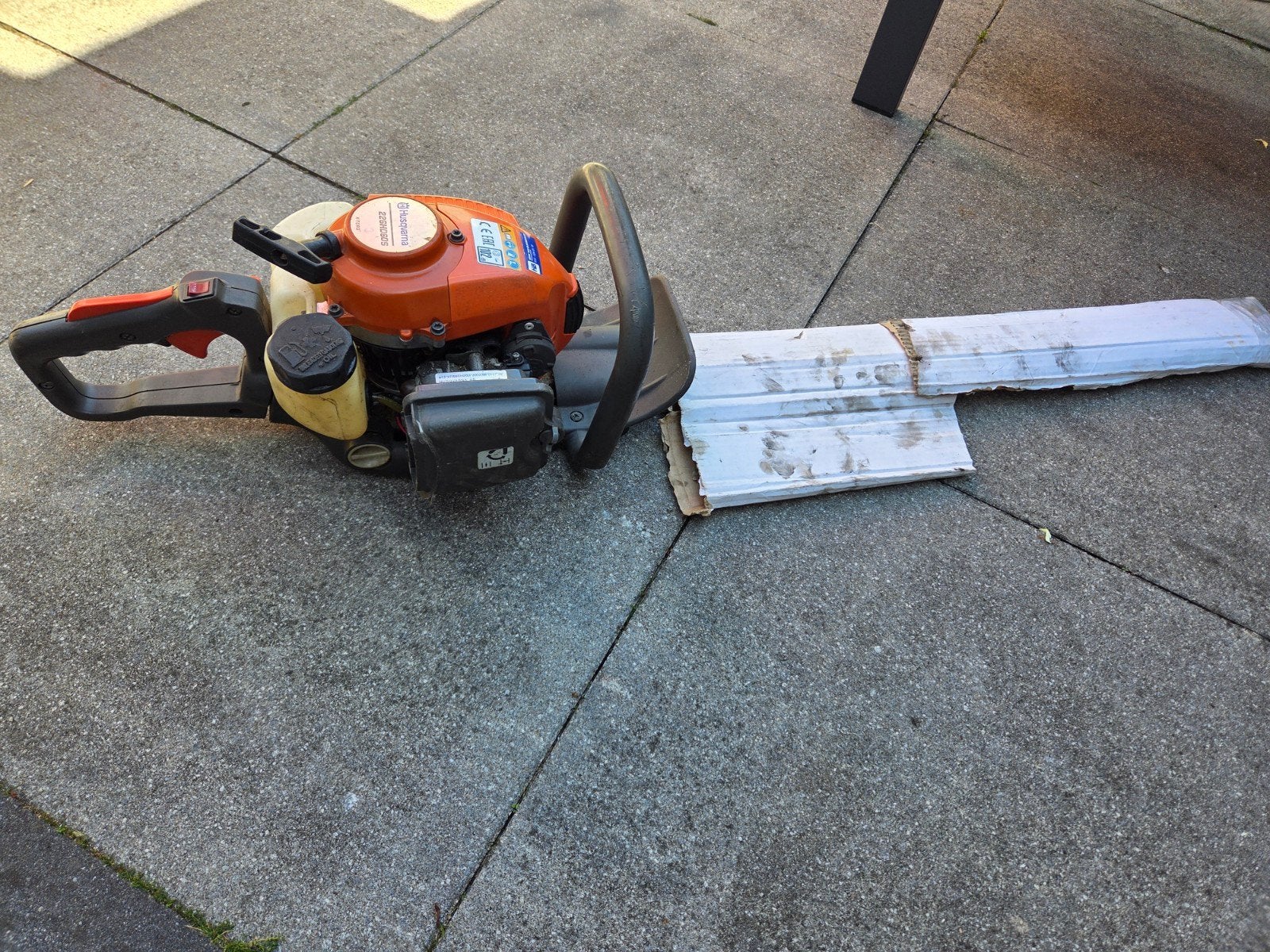 Husqvarna 226HD60S Heggenschaar - Zo goed als nieuw, Tuin en Terras, Heggenscharen, Ophalen, Zo goed als nieuw, Benzine, Husqvarna
