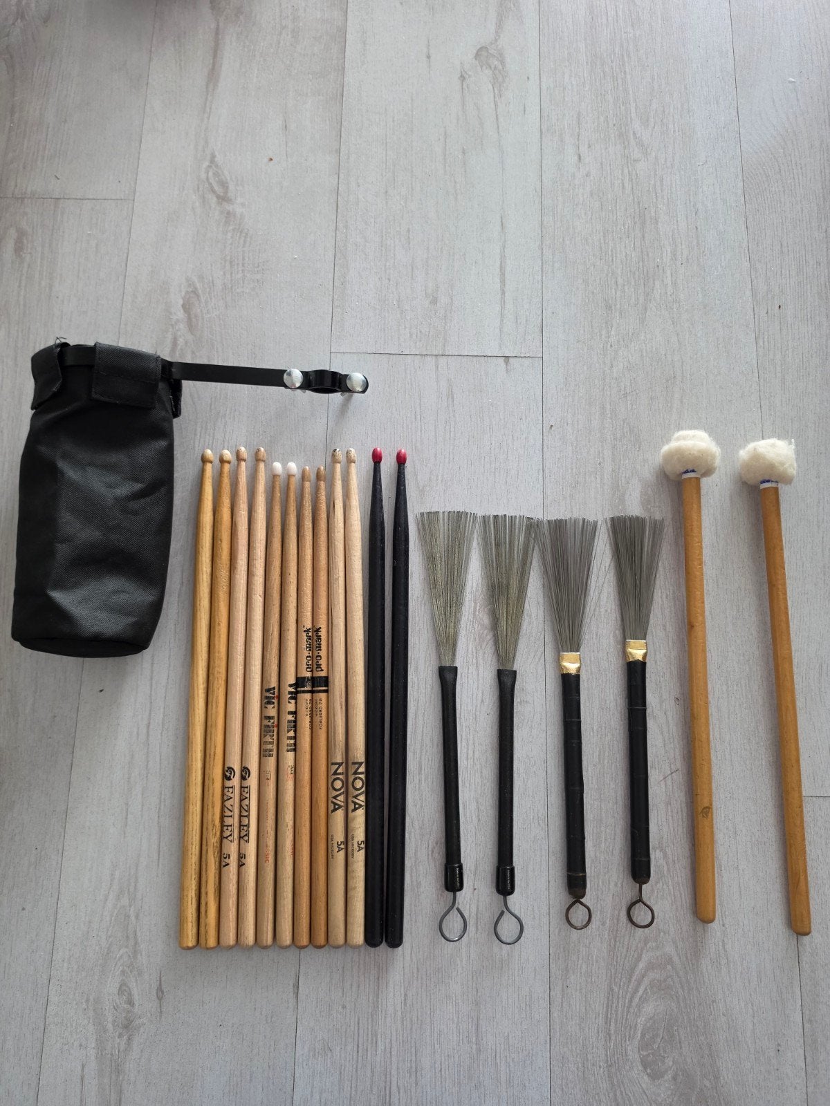 Drumstick houder en stokken, Muziek en Instrumenten, Instrumenten | Onderdelen, Ophalen of Verzenden