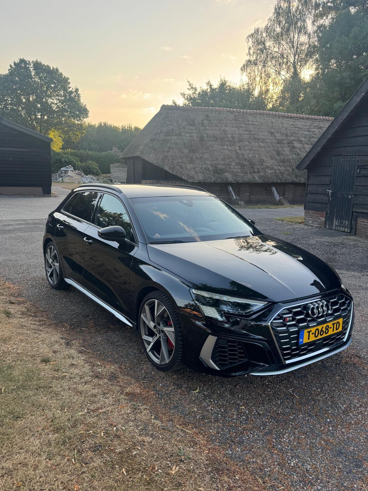 Audi S3 310pk Quattro 2021 Zwart, Automaat, S3, 1984 cc, Alcantara